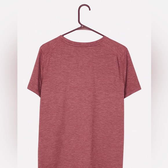 VRST Men’s Medium Dry-Fit Performance Tee NWT Breathable Lightweight - Picture 2 of 2